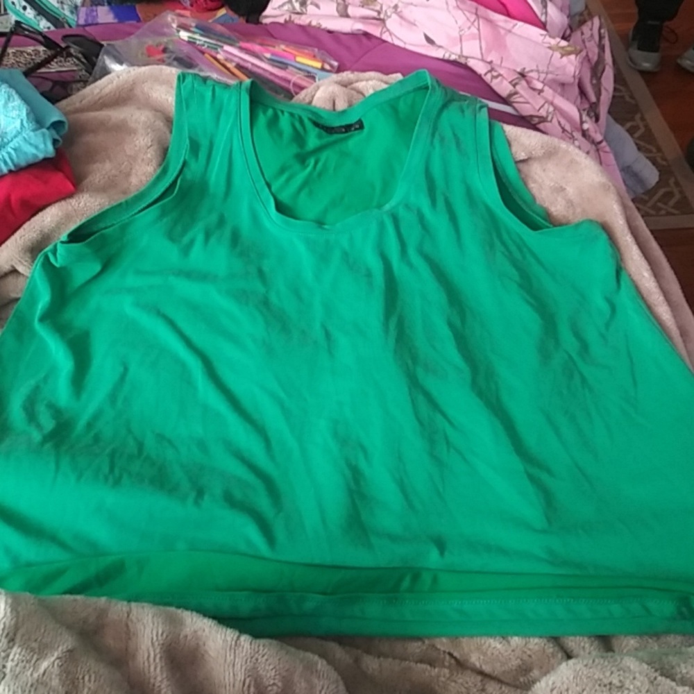 Hey baby girl green